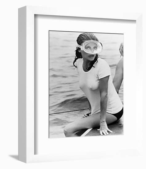 The Deep-null-Framed Photo