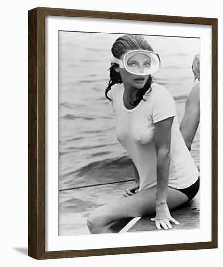 The Deep-null-Framed Photo