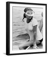 The Deep-null-Framed Photo