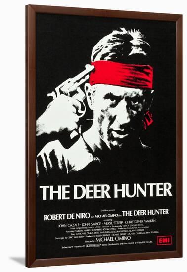 The Deer Hunter, Robert DeNiro, 1978, (c) Universal Pictures / Courtesy: Everett Collection-null-Framed Art Print