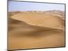 The desert near al-'Ain - the knife blade edges of the dune crests are formed by the wind-Werner Forman-Mounted Giclee Print