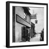 The Doves Inn, Chiswick, London, 1926-1927-null-Framed Giclee Print