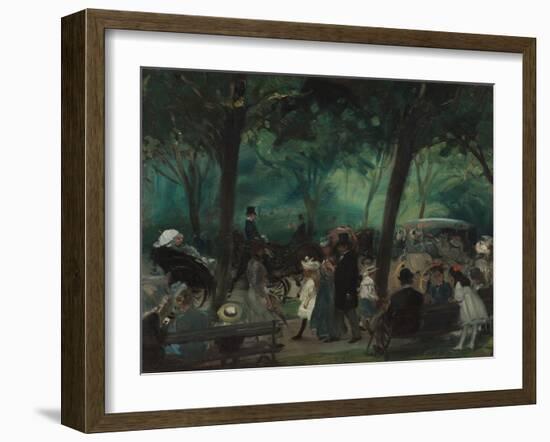 The Drive, Central Park, 1905, by William Glackens, 1870-1938, American impressionist painting,-William Glackens-Framed Art Print