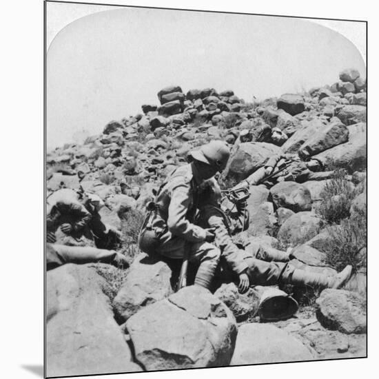 The Dying Bugler's Last Call, a Battlefield Incident, Gras Pan, South Africa, 1900-Underwood & Underwood-Mounted Giclee Print