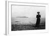 The Empress Maria Feodorovna Looking at a Danish Naval Vessel Off Hvidovre, Denmark, 1908-null-Framed Giclee Print