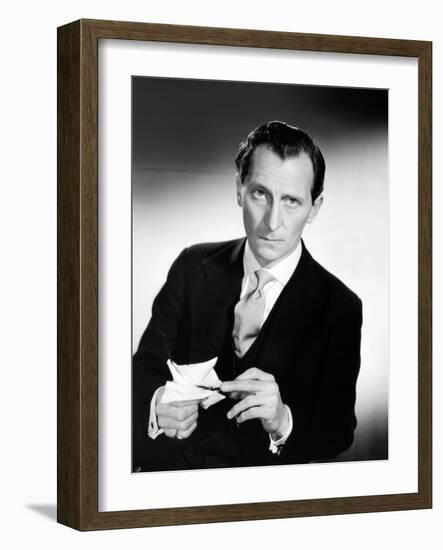 The End of the Affair, Peter Cushing, 1955-null-Framed Photo