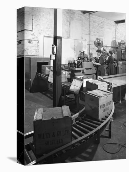 The Final Stages of Bottling Whisky at Wiley and Co, Sheffield, South Yorkshire, 1960-Michael Walters-Stretched Canvas