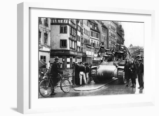 The First Allied Tanks Arrive in Strasbourg, Alsace, November 1944-null-Framed Giclee Print