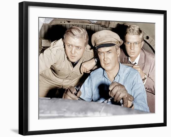 THE FLIGHT OF THE PHOENIX, from left: Richard Attenborough, James Stewart, Hardy Kruger, 1965.-null-Framed Photo