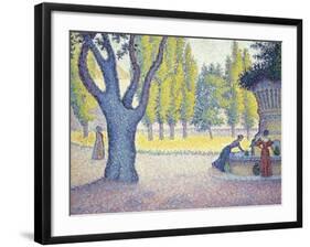 The Fountain des Lices in St. Tropez-Paul Signac-Framed Giclee Print