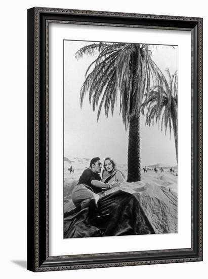 The Garden of Allah by Richard Boleslawski with Charles Boyer, Marlene Dietrich, 1936-null-Framed Photo