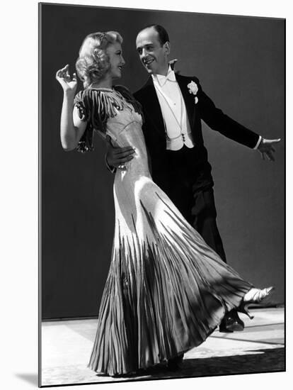 The Gay Divorcee, Ginger Rogers, Fred Astaire, 1934-null-Mounted Photo