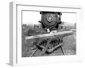 The General, Buster Keaton, 1927-null-Framed Photo