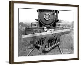 The General, Buster Keaton, 1927-null-Framed Photo