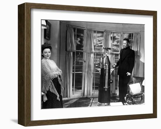 The Ghost and Mrs. Muir, Gene Tierney, Rex Harrison, 1947-null-Framed Photo