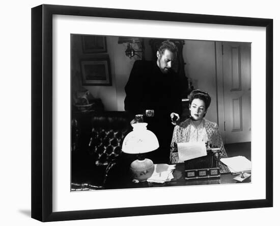 The Ghost And Mrs. Muir, Rex Harrison, Gene Tierney, 1947-null-Framed Photo