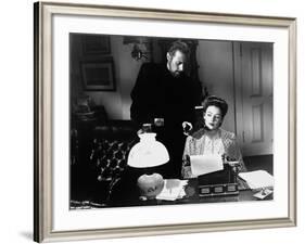 The Ghost And Mrs. Muir, Rex Harrison, Gene Tierney, 1947-null-Framed Photo