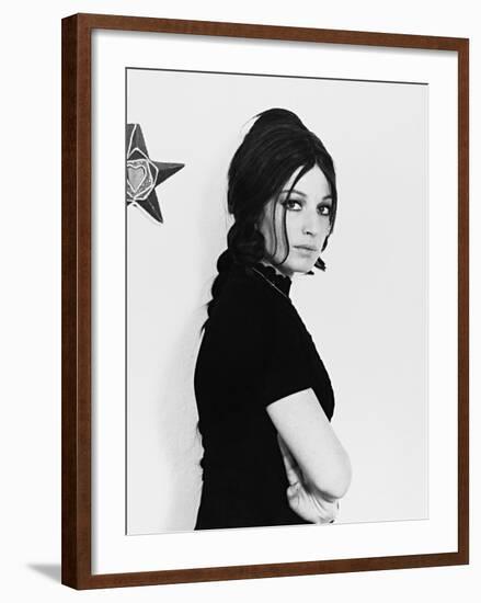 The Girl with a Pistol, 1968 (La Ragazza Con La Pistola)-null-Framed Photographic Print