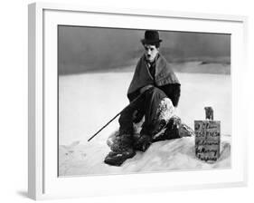 The Gold Rush, Charlie Chaplin, 1925-null-Framed Photo