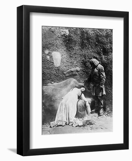 The Golem, 1920 (Der Golem, Wie Er in Die Welt Kam)-null-Framed Photographic Print