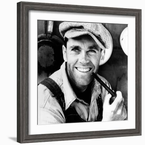 The Grapes of Wrath, Henry Fonda, 1940-null-Framed Photo