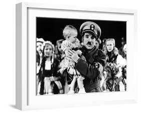 The Great Dictator, Charlie Chaplin, 1940-null-Framed Photo