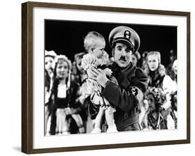 The Great Dictator, Charlie Chaplin, 1940-null-Framed Photo