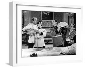 The Great Dictator, Henry Daniell, Charlie Chaplin, Jack Oakie, Carter Dehaven, 1940-null-Framed Photo