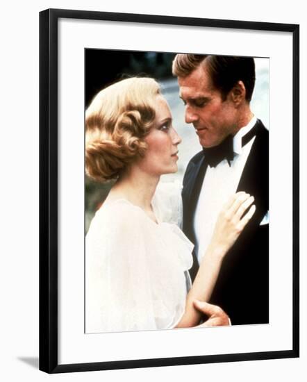 The Great Gatsby, Robert Redford, Mia Farrow, 1974-null-Framed Photo