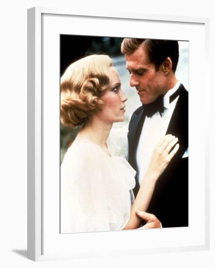 The Great Gatsby, Robert Redford, Mia Farrow, 1974-null-Framed Photo