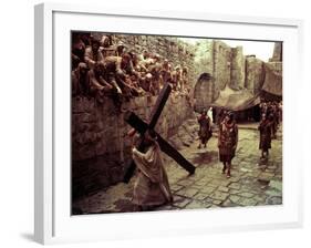 The Greatest Story Ever Told, Max Von Sydow, John Wayne, 1965-null-Framed Photo