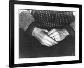 The Hands of Assunta Modotti, San Francisco, 1923-Tina Modotti-Framed Photographic Print