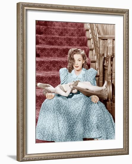 THE HARVEY GIRLS, Judy Garland, 1946-null-Framed Photo