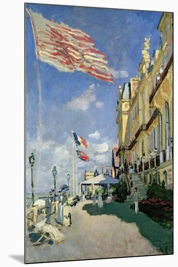 The Hotel des Roches Noires at Trouville, 1870-Claude Monet-Mounted Giclee Print