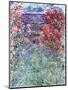 The House at Giverny Under the Roses, 1925-Claude Monet-Mounted Premium Giclee Print