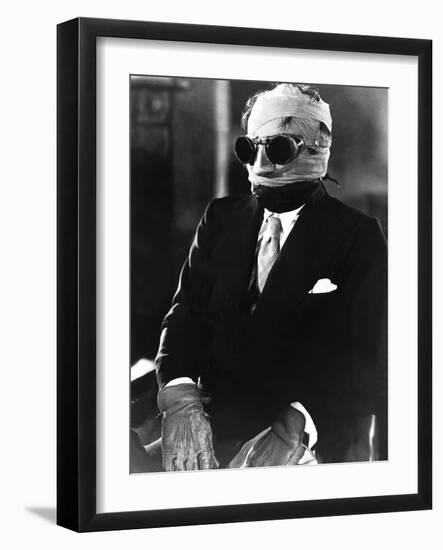 The Invisible Man, Claude Rains, 1933-null-Framed Photo