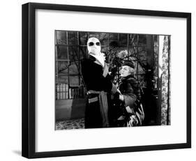 The Invisible Man, Claude Rains, Gloria Stuart, 1933-null-Framed Photo
