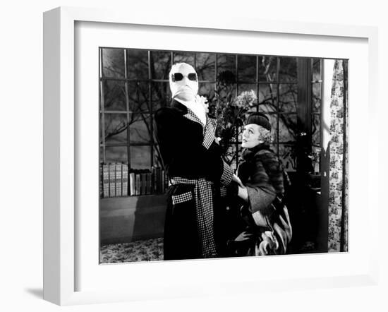 The Invisible Man, Claude Rains, Gloria Stuart, 1933-null-Framed Photo