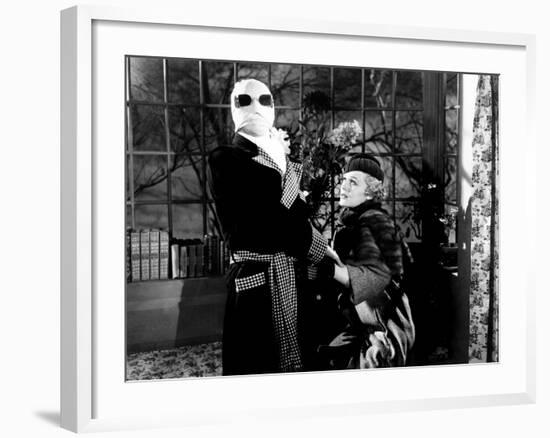 The Invisible Man, Claude Rains, Gloria Stuart, 1933-null-Framed Photo