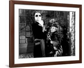 The Invisible Man, Claude Rains, Gloria Stuart, 1933-null-Framed Photo