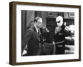 The Invisible Man, William Harrigan, Claude Rains, 1933-null-Framed Photo