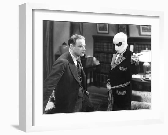 The Invisible Man, William Harrigan, Claude Rains, 1933-null-Framed Photo