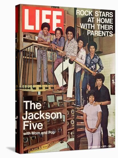 The Jackson Five with their Father and Mother, Joseph and Katherine, September 24, 1971-John Olson-Stretched Canvas
