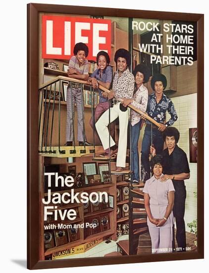 The Jackson Five with their Father and Mother, Joseph and Katherine, September 24, 1971-John Olson-Framed Photographic Print