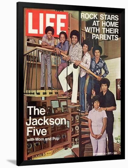 The Jackson Five with their Father and Mother, Joseph and Katherine, September 24, 1971-John Olson-Framed Photographic Print