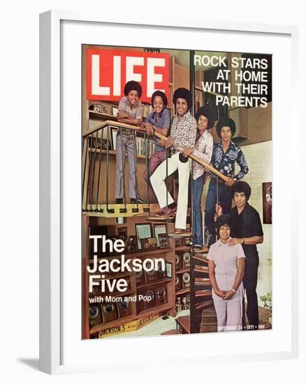 The Jackson Five with their Father and Mother, Joseph and Katherine, September 24, 1971-John Olson-Framed Photographic Print