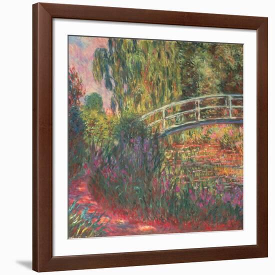 The Japanese Bridge in the Garden of Giverney, 1900-Claude Monet-Framed Giclee Print