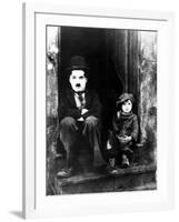 The Kid, Charlie Chaplin, Jackie Coogan, 1921-null-Framed Photographic Print