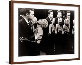 The Lady From Shanghai, Orson Welles, Rita Hayworth, 1947-null-Framed Photo