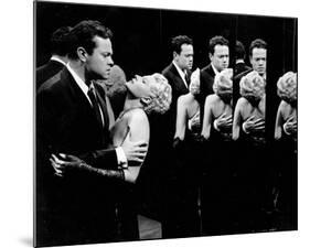 The Lady from Shanghai-null-Mounted Photo